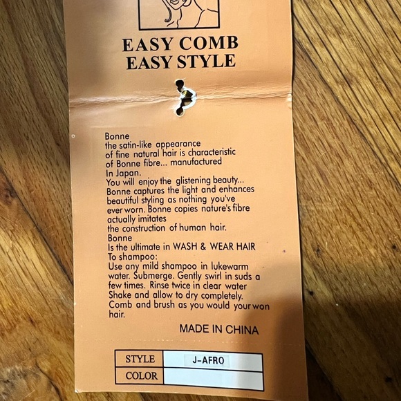 Afro Wig - Picture 7 of 7